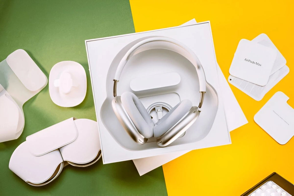 Box packaging of AerPods Max with accessories included
